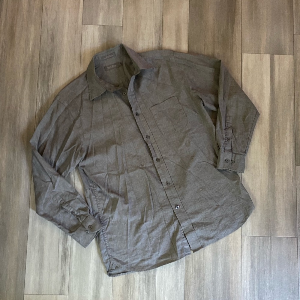 Men’s Button Down Shirt - Size M